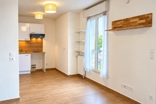 SAINT-MAUR-DES-FOSSES (94) - STUDIO LUMINEUX ET MODERNE - TERRASSE - PARKING - RER A À 2MIN