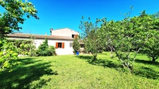 Maison à 6 pièces LAURIS (84) terrain 3136 m²