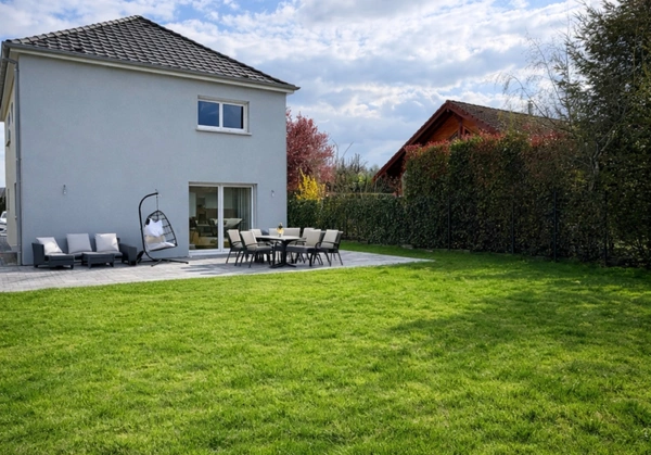 HÉGENHEIM (68) – Villa haut de gamme à 800 m de la Suisse