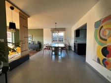 Magnifique villa rénovée avec sous-sol complet et double garage - 25 min de Bâle