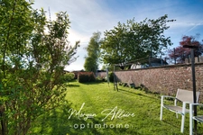 ✨ Maison de ville avec jardin – Volumes et potentiel remarquables