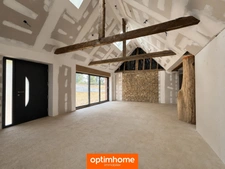 Longère de 200 m2 de plain-pied à vendre à BRAINS SUR LES MARCHES (53)