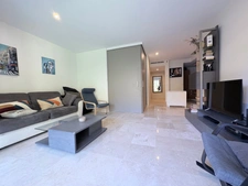 THEOULE-SUR-MER - 2-BEDROOM APARTMENT - GROUND FLOOR - RECENTLY BUILT LUXURY RESIDENCE - A FEW METERS FROM THE PORT AND THE FIGUEIRETTE BEACHES - GARAGE