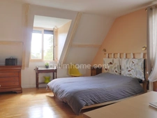 Maison familiale avec piscine et beaux volumes – Daix – 188 m²