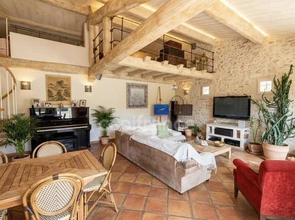 Villa provençale de plain-pied avec piscine sur 5 000 m² – Secteur Forêt, proche Lac de Saint-Cassien