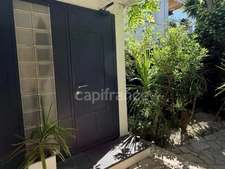 CANNES IMMEUBLE DE CHARME TYPE HÔTEL PARTICULIER / FORT POTENTIEL / CALME ABSOLU