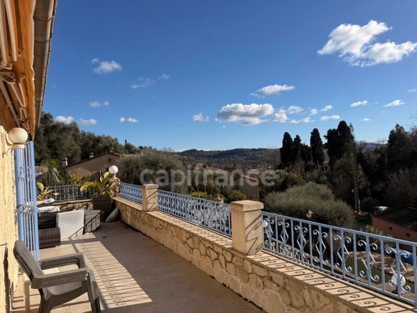 Grasse Saint-Mathieu / proche Sophia - VILLA provençale au calme + garages + piscine 