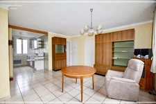À VENDRE : Appartement 4 pièces de 63,35 m² à Vénissieux, aux portes de Lyon 8e avec cave et transport à proximité