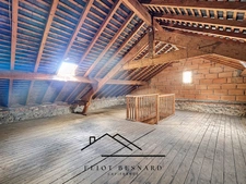En exclusivité - Maison de ville en briques à rénover — Cœur de Saint-Julien-le-Faucon 