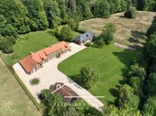 PROPRIÉTÉ NORMANDE DE CARACTÈRE – ENTRE LISIEUX ET PONT L'ÉVÊQUE – 2 HECTARES - 2 DÉPENDANCES