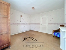 En exclusivité - Maison de ville en briques à rénover — Cœur de Saint-Julien-le-Faucon 