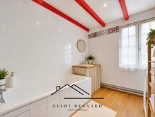 CHARACTERFUL NORMAN PROPERTY – BETWEEN LISIEUX AND PONT L'ÉVÊQUE – 2 HECTARES – 2 OUTBUILDINGS