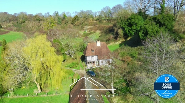 En exclusivité - Maison à colombages du XVIIᵉ siècle avec dépendances et 5 hectares – Grandchamp-le-Château