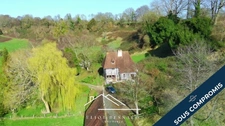 En exclusivité - Maison à colombages du XVIIᵉ siècle avec dépendances et 5 hectares – Grandchamp-le-Château