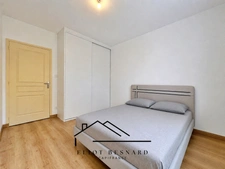 SITUÉE À CAGNY, belle maison familiale 200 m2, 6 chambres avec vie de plain-pied, au calme écoles et commerces à proximité