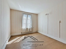 En exclusivité - Maison de ville en briques à rénover — Cœur de Saint-Julien-le-Faucon 