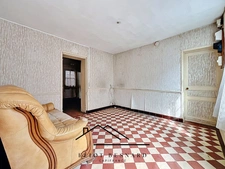 En exclusivité - Maison de ville en briques à rénover — Cœur de Saint-Julien-le-Faucon 