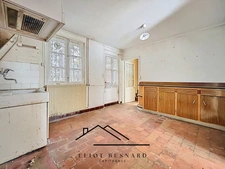 En exclusivité - Maison de ville en briques à rénover — Cœur de Saint-Julien-le-Faucon 