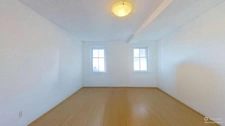 Appartement Duplex avec Mezzanine – Dernier Étage – Rue d’Angleterre, Thionville