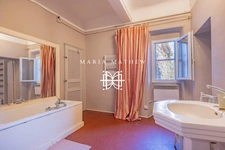 Bastide avec piscine et parc arboré - 1000 m2 - 2 hectares - AIX EN PROVENCE (13)