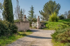 Bastide avec piscine et parc arboré - 1000 m2 - 2 hectares - AIX EN PROVENCE (13)