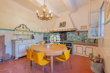 Bastide avec piscine et parc arboré - 1000 m2 - 2 hectares - AIX EN PROVENCE (13)