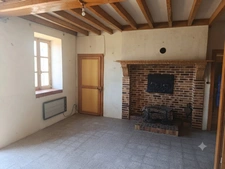 Maison pleine de charme à rénover avec terrain – Saint-Benin-d'Azy