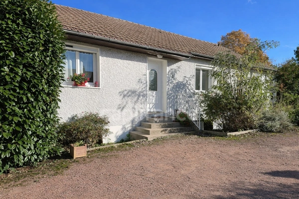 Maison 3 chambres secteur de Nevers, proche des commodités et écoles