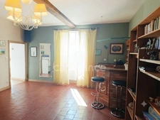 Charmante maison en pierre à découvrir – Lurcy-le-Bourg
