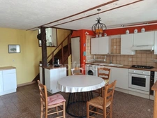 Charmante maison en pierre à découvrir – Lurcy-le-Bourg
