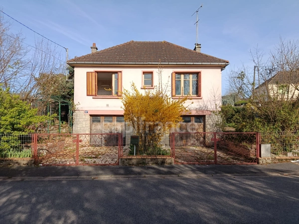 Maison sur sous-sol – Quartier des Montapins, proche commodités
