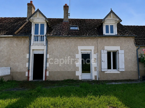Maison de bourg à rénover avec dépendance aménageable