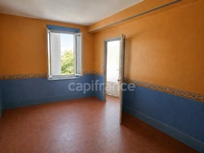 Maison de bourg à rénover avec dépendance aménageable
