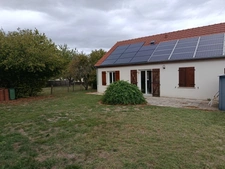 Charmante maison de plain-pied avec jardin à Gimouille