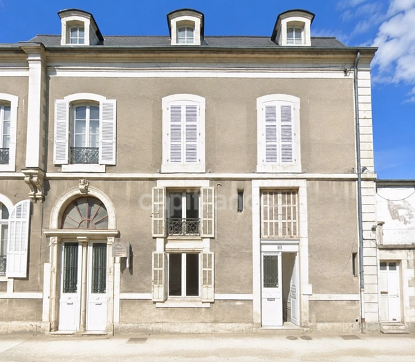 À vendre – Immeuble hyper centre de Nevers