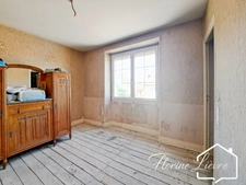 Maison à vendre 4 pièces SAULZAIS LE POTIER (18)