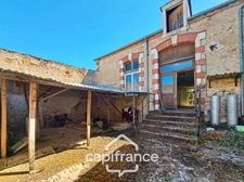 Ancien bar-restaurant avec logement – Fort potentiel au cœur de Châteaumeillant