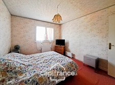 House with full basement, 6 rooms, LE CHATELET (18)
