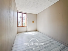 Ancien bar-restaurant avec logement – Fort potentiel au cœur de Châteaumeillant