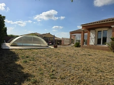 VILLA FAMILIALE DE PLAIN-PIED – 181 m² – 5 CHAMBRES – PISCINE – VÉRANDA – TERRAIN DE 916 m²