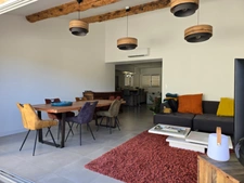 MAISON RÉNOVÉE - TERRASSE AVEC VUE - JACUZZI - DPE B - 3 ESPACES NUIT - DÉPENDANCES DE 92 m²