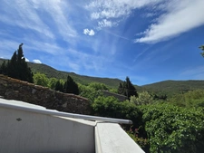 MAISON RÉNOVÉE - TERRASSE AVEC VUE - JACUZZI - DPE B - 3 ESPACES NUIT - DÉPENDANCES DE 92 m²