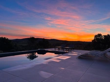 EXCEPTIONAL CONTEMPORARY VILLA – 5 BEDROOMS – SWIMMING POOL – JACUZZI – PANORAMIC VIEWS