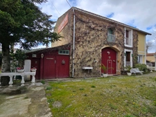 Domaine viticole 180 m² + dépendances + hangar – 6 754 m² – 15 min Carcassonne / Limoux