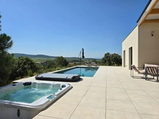 EXCEPTIONAL CONTEMPORARY VILLA – 5 BEDROOMS – SWIMMING POOL – JACUZZI – PANORAMIC VIEWS