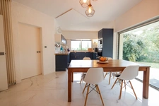 Proche de MONT DE MARSAN, ÉLEGANTE VILLA D'ARCHITECTE de 286M2 AVEC PISCINE ET PARC de 6 288 m²