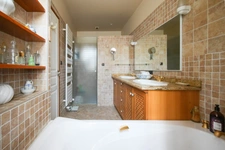 Property of character and charm near MONT DE MARSAN (40) - 430 m2 of living space - Land of approximately 9000 m2