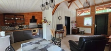 AIRIAL WITH 2 DWELLINGS, ONE OF WHICH IS AN AUTHENTIC LANDES-STYLE HOUSE - NEAR LEON - BUCOLIC SETTING