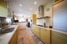 Property of character and charm near MONT DE MARSAN (40) - 430 m2 of living space - Land of approximately 9000 m2