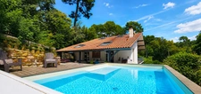 HOSSEGOR(40) - VASTE VILLA AVEC PISCINE - PROCHE DE LA FORET - CALME ABSOLU
